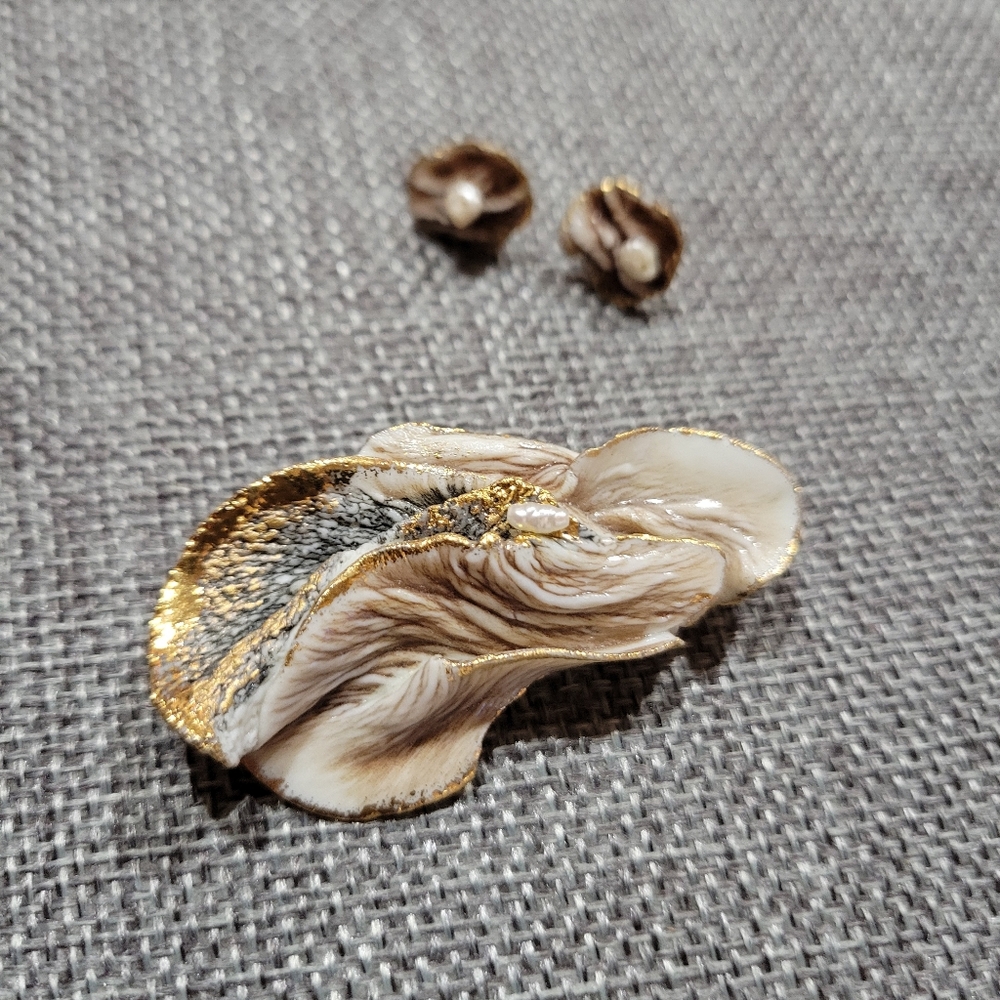Vintage Brooch and Earring Set